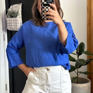 Bananablue Scoop Hem 100% linen lightweight Shirt. Size 4